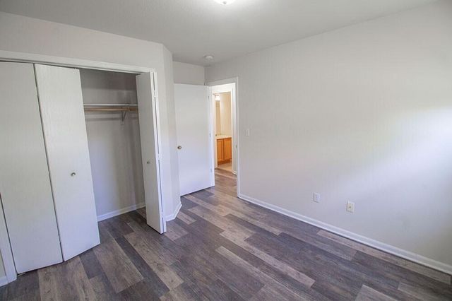 1603 E SMILEY LN, Columbia, MO 65202