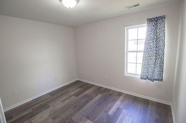 1603 E SMILEY LN, Columbia, MO 65202