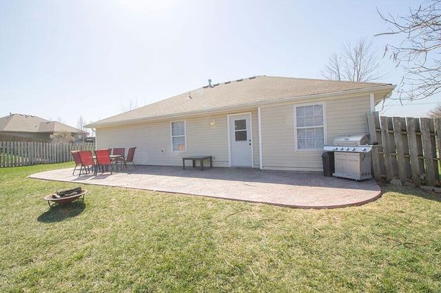 1603 E SMILEY LN, Columbia, MO 65202