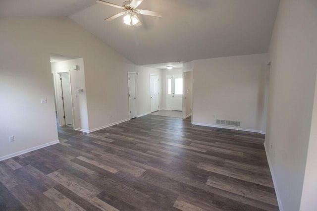 1603 E SMILEY LN, Columbia, MO 65202