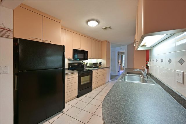 4322 PASADENA COURT, Sarasota, FL 34233