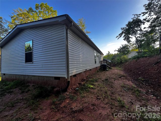 3153 Bear Trail Drive, Lenoir, NC 28645