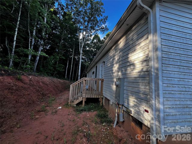 3153 Bear Trail Drive, Lenoir, NC 28645