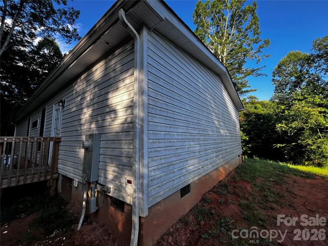 3153 Bear Trail Drive, Lenoir, NC 28645