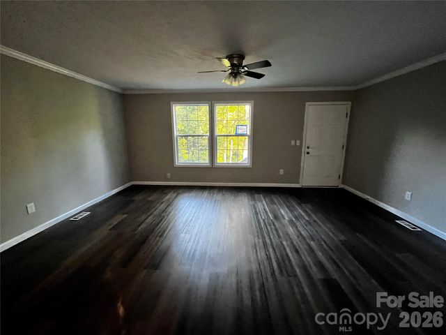 3153 Bear Trail Drive, Lenoir, NC 28645