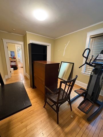 22 Centre St 3, Cambridge, MA 02139