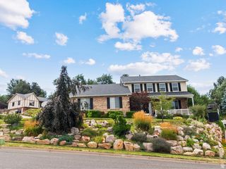 557 S MOSS HILL DR, Bountiful, UT 84010