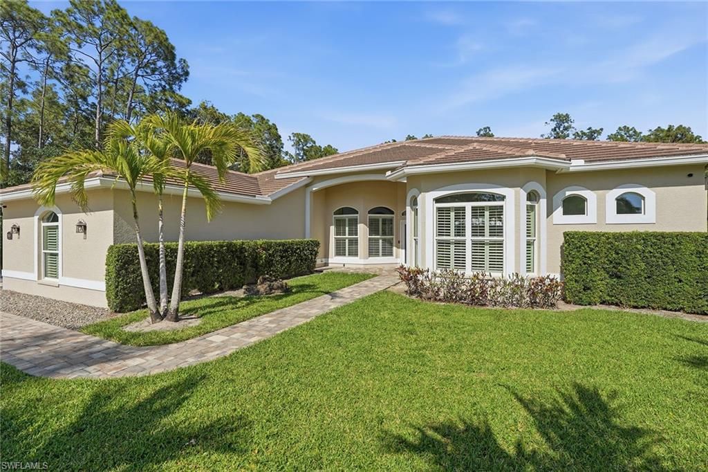 25483 Luci DR, Bonita Springs, FL 34135