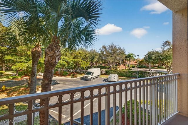 15585 Ocean Walk CIR 215, Fort Myers, FL 33908