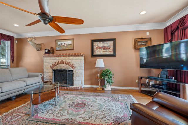 2114 Trace Ridge Drive, Weatherford, TX 76087