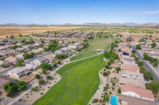 31724 N CHEYENNE Drive, San Tan Valley, AZ 85143