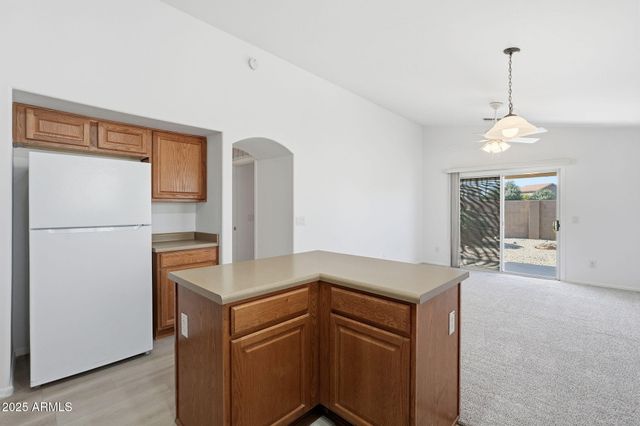 31724 N CHEYENNE Drive, San Tan Valley, AZ 85143