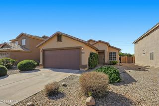 31724 N CHEYENNE Drive, San Tan Valley, AZ 85143
