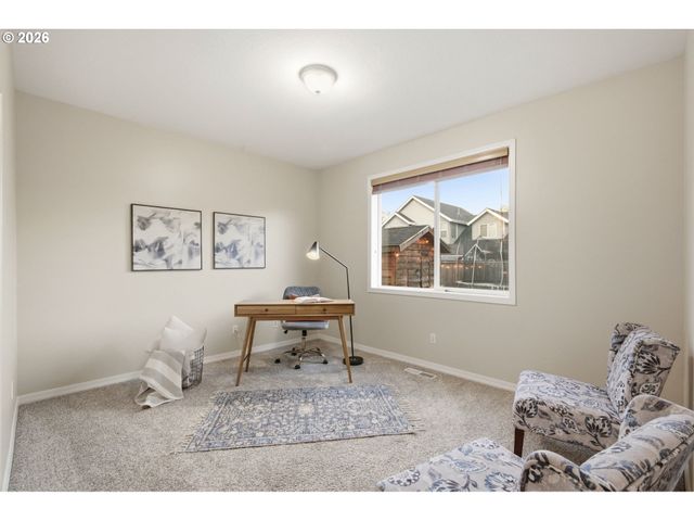 23832 Sw HERON LAKES Dr, Sherwood, OR 97140