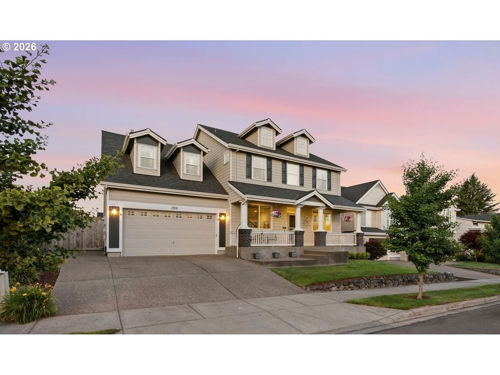 23832 Sw HERON LAKES Dr, Sherwood, OR 97140