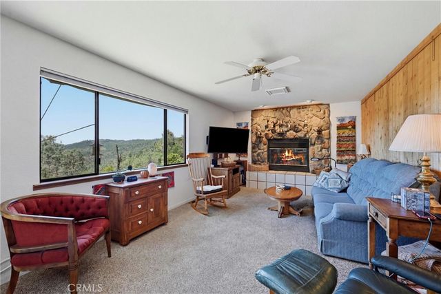 18522 Sentinel Court, Hidden Valley Lake, CA 95467
