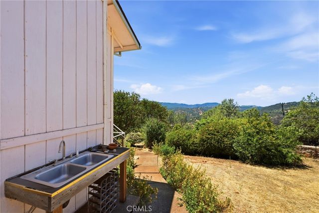 18522 Sentinel Court, Hidden Valley Lake, CA 95467