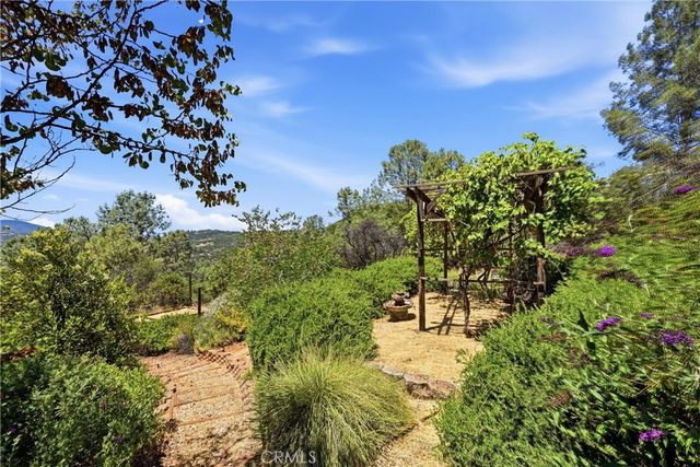 18522 Sentinel Court, Hidden Valley Lake, CA 95467