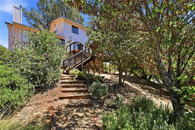 18522 Sentinel Court, Hidden Valley Lake, CA 95467