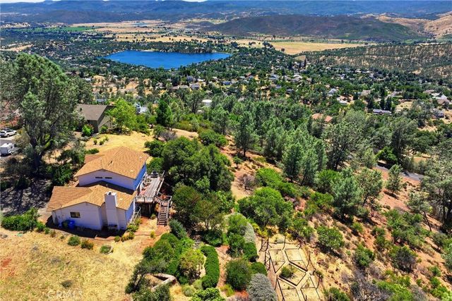 18522 Sentinel Court, Hidden Valley Lake, CA 95467
