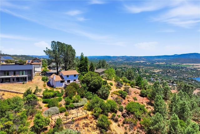 18522 Sentinel Court, Hidden Valley Lake, CA 95467