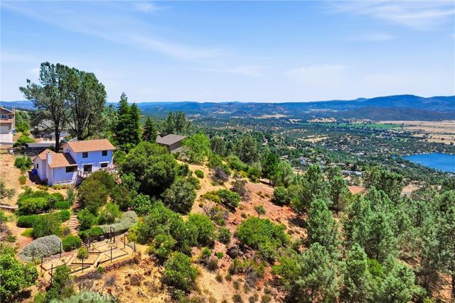 18522 Sentinel Court, Hidden Valley Lake, CA 95467