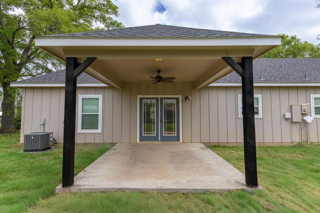 315 Ridge Ln, Kilgore, TX 75662