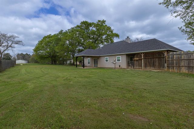 315 Ridge Ln, Kilgore, TX 75662