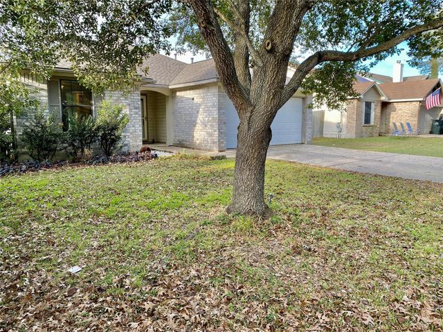 140 Llama LOOP, Kyle, TX 78640