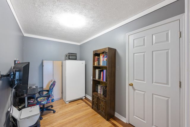 55 Sunshine Cv, Scotts Hill, TN 38374