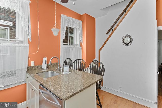 340 E UNION ST, Burlington, NJ 08016