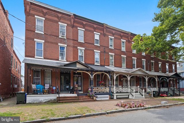 340 E UNION ST, Burlington, NJ 08016