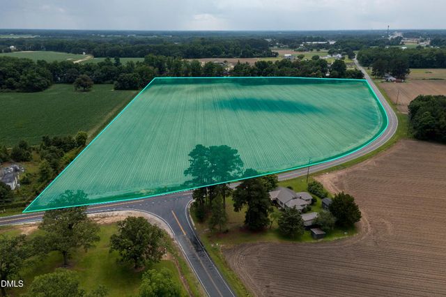 2390 Jonesboro Road, Dunn, NC 28334