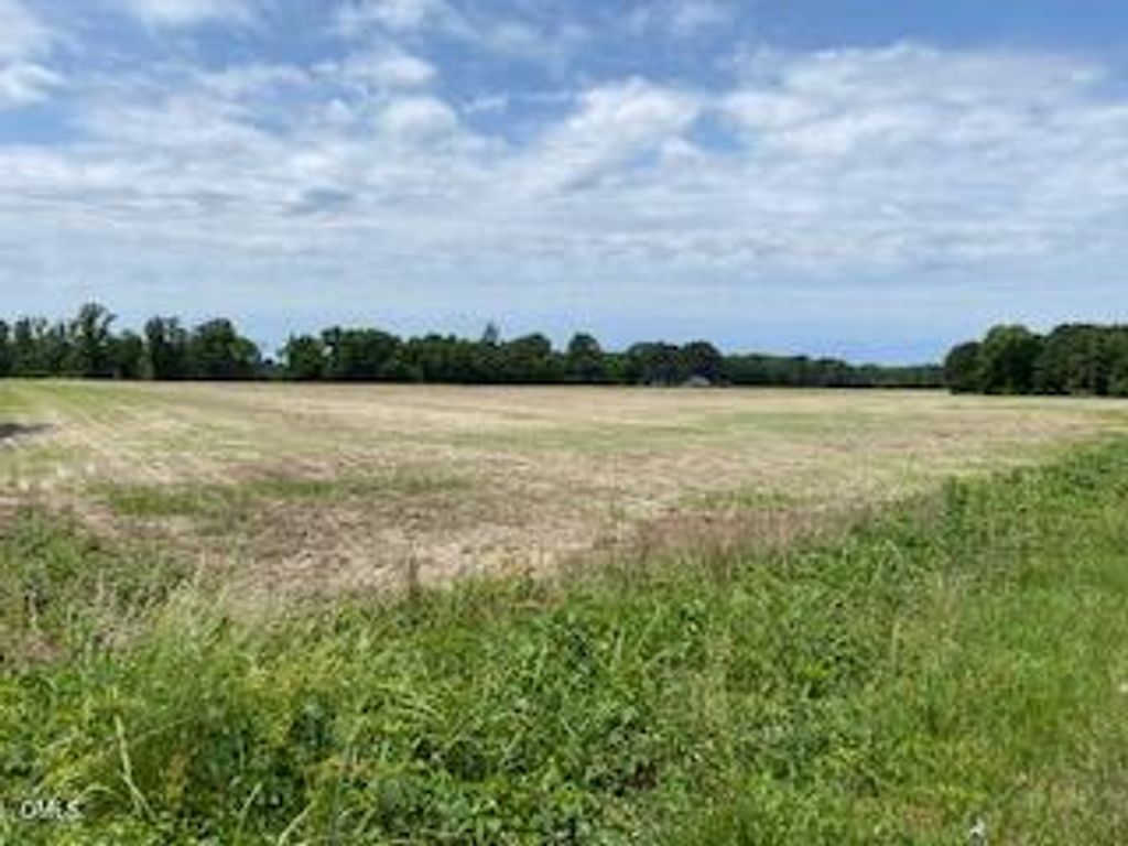 2390 Jonesboro Road, Dunn, NC 28334