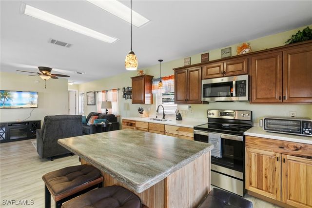 20670 River DR, Estero, FL 33928