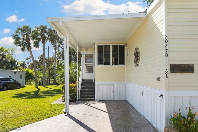 20670 River DR, Estero, FL 33928