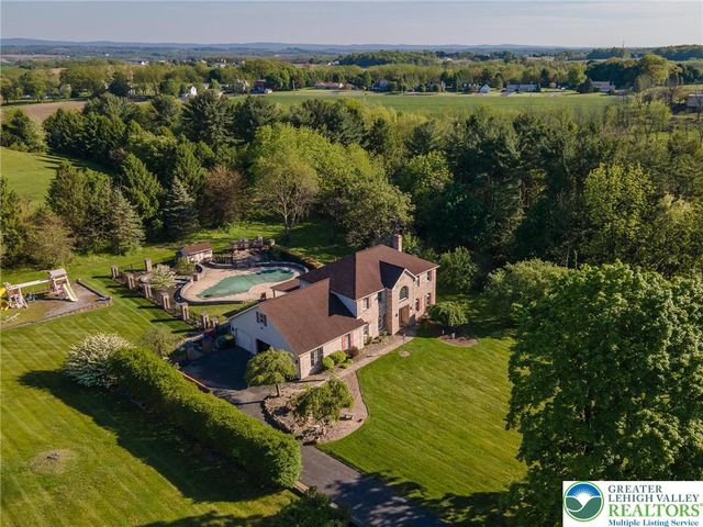 2170 Clearview, Coplay Boro, PA 18037