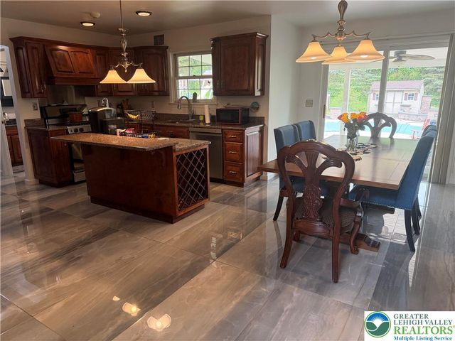 2170 Clearview, Coplay Boro, PA 18037