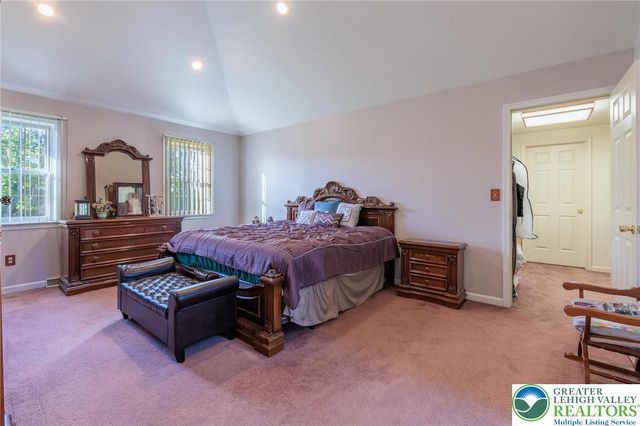 2170 Clearview, Coplay Boro, PA 18037