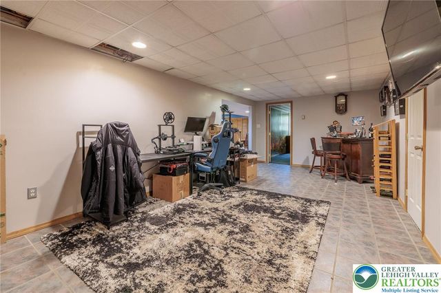 2170 Clearview, Coplay Boro, PA 18037