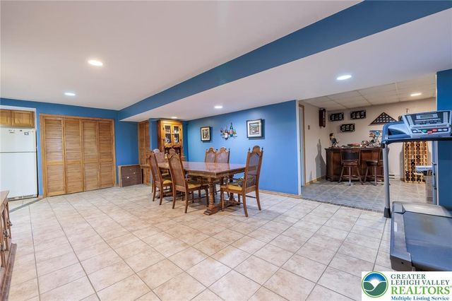 2170 Clearview, Coplay Boro, PA 18037