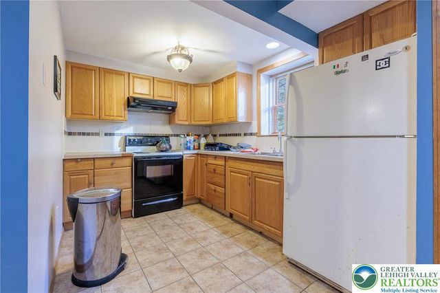 2170 Clearview, Coplay Boro, PA 18037