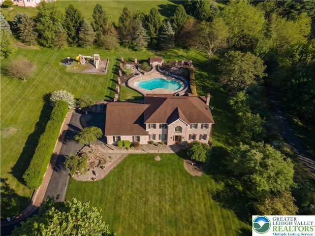 2170 Clearview, Coplay Boro, PA 18037