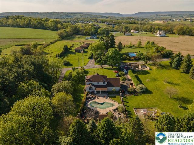2170 Clearview, Coplay Boro, PA 18037