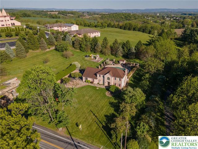 2170 Clearview, Coplay Boro, PA 18037