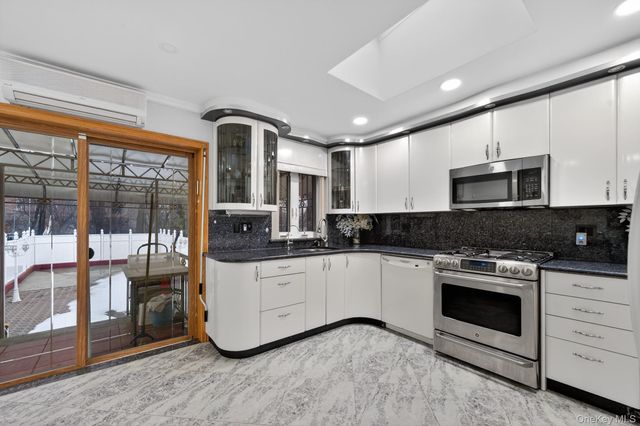 6433 Alderton Street, Rego Park, NY 11374