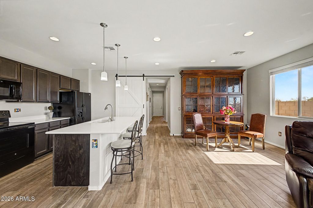 Image 11 of property listing at 11901 E Ryscott Circle, Vail, AZ 85641
