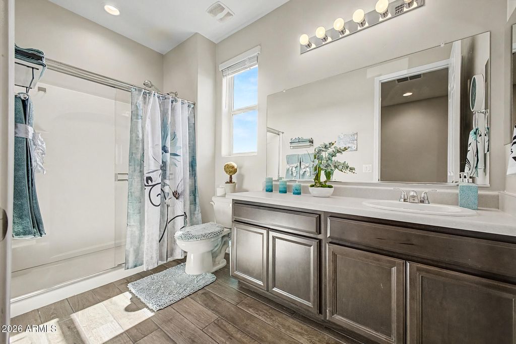 Image 19 of property listing at 11901 E Ryscott Circle, Vail, AZ 85641