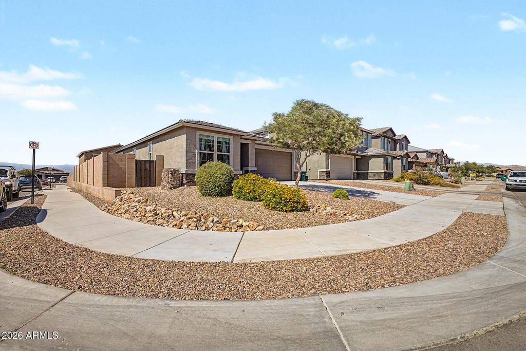 Image 2 of property listing at 11901 E Ryscott Circle, Vail, AZ 85641