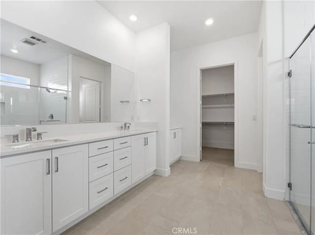 29458 Corte Halcon, Valencia, CA 91354